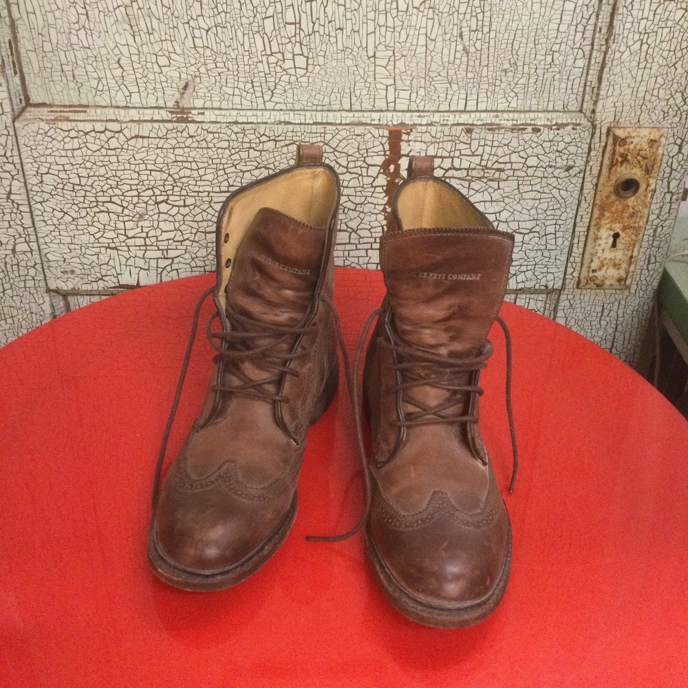 FRYE James Wing-Tip Lace-Up Boots